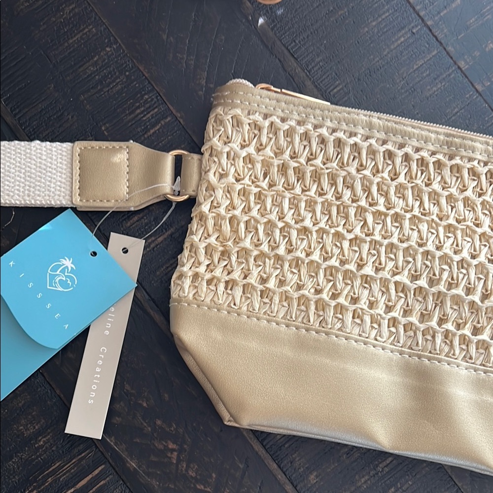 NWT Kiss Sea Gold Woven straw BEACH Bag Wristlet Wristband Cruise Vacation